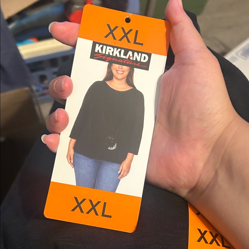 Kirkland Signature Black Top XXL